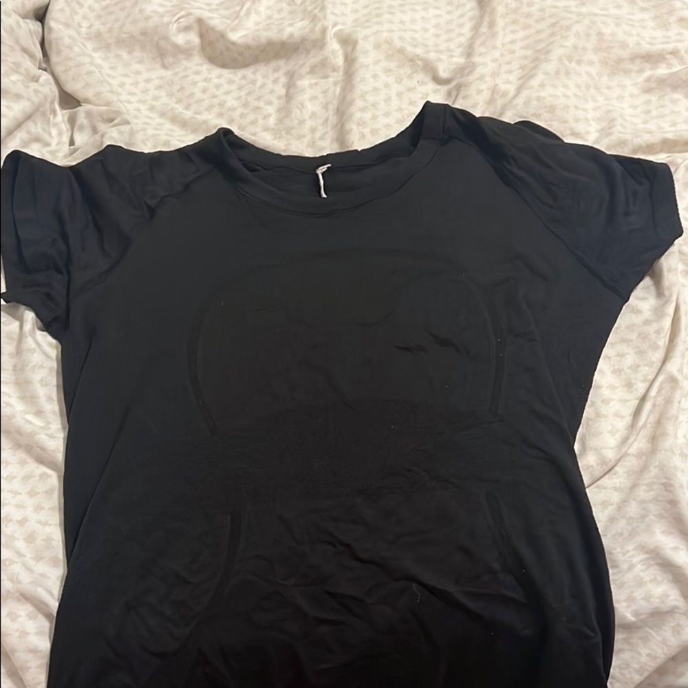 Lululemon short sleeve swiftly tech in size 12